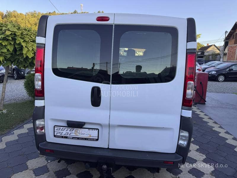Opel Vivaro 2.5CDTI L1H1