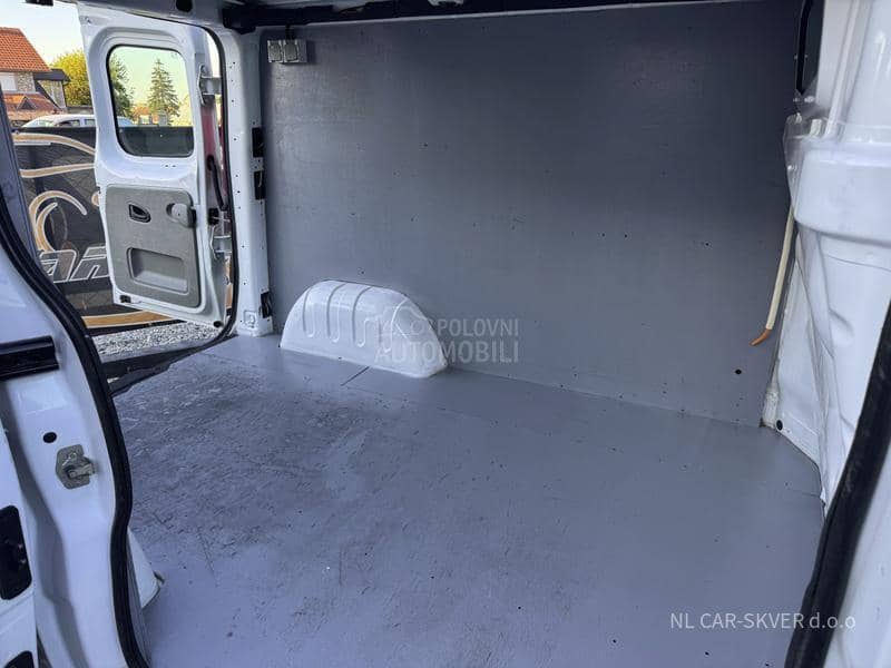 Opel Vivaro 2.5CDTI L1H1