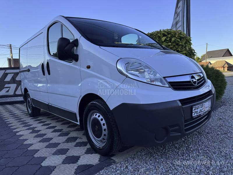 Opel Vivaro 2.5CDTI L1H1
