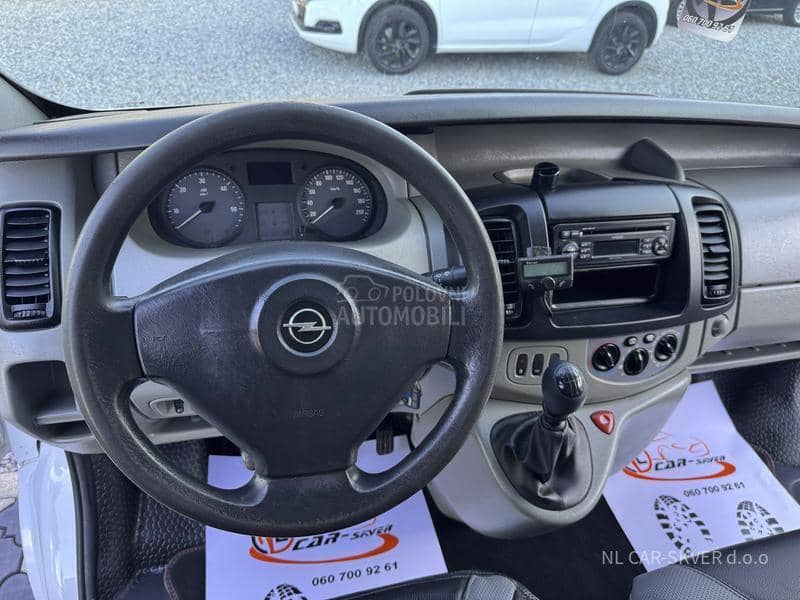 Opel Vivaro 2.5CDTI L1H1