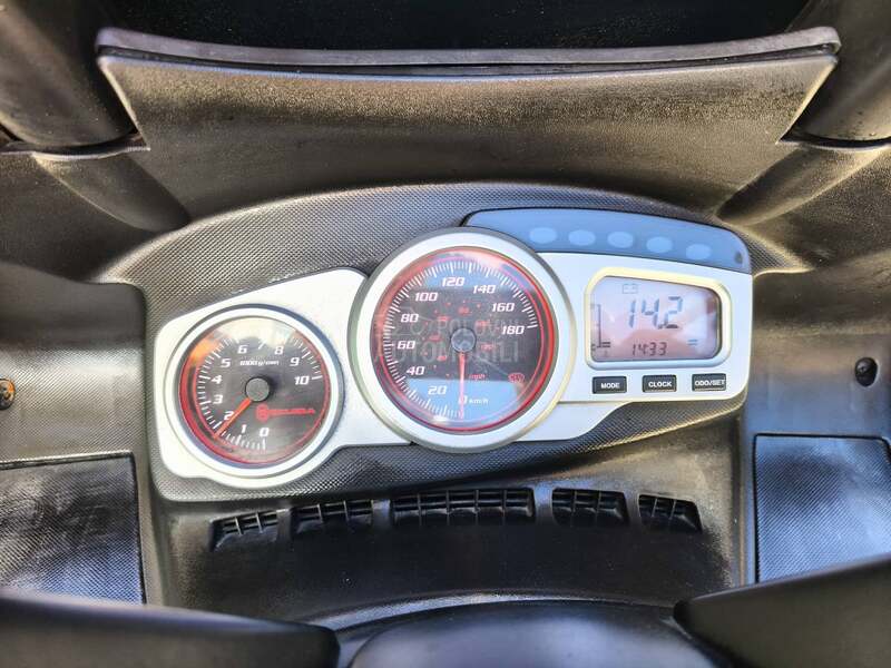 Gilera nexus