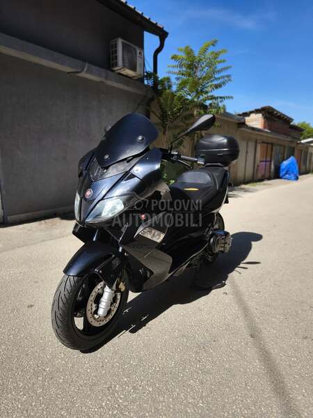 Gilera nexus