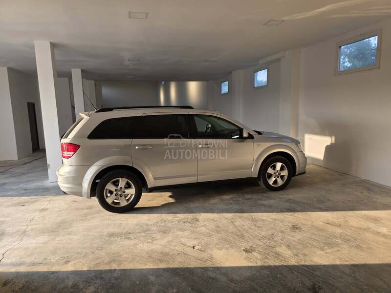 Dodge Journey 