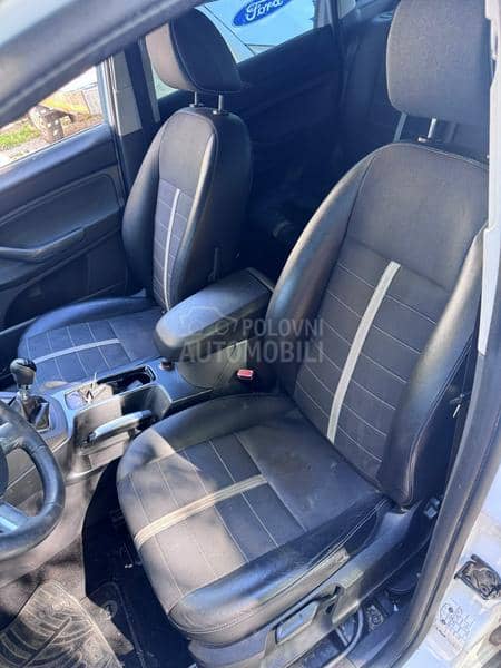 Ford Kuga 2.0tdc 2010. god. -  kompletan auto u delovima