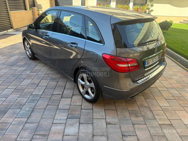 Mercedes Benz B 180 B 180 cdi