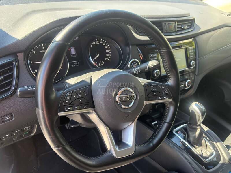 Nissan X-Trail TEKNA 2.0 DCI