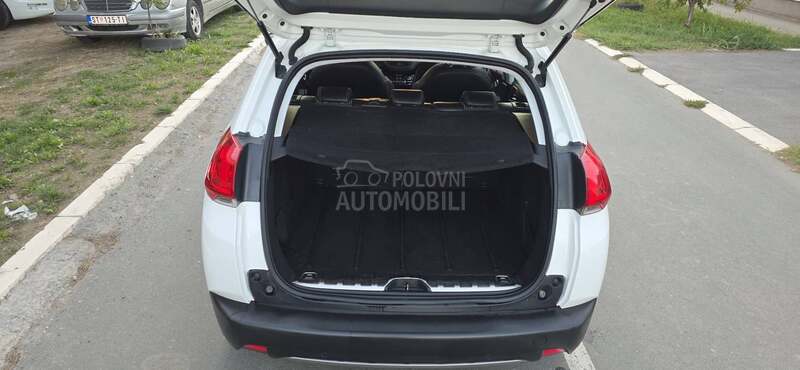 Peugeot 2008 1.6 HDI ALLURE