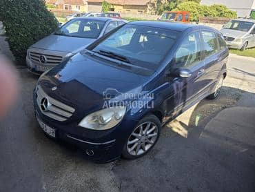 Mercedes Benz B 200 