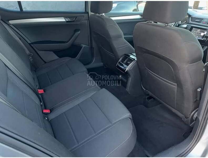 Škoda Superb 2.0 TDI/ LED/ NAV