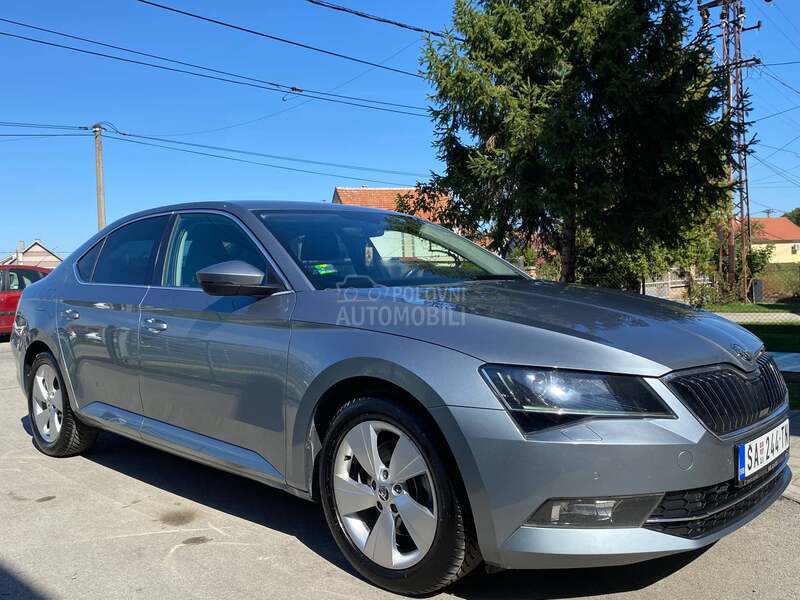 Škoda Superb 2.0 TDI/ LED/ NAV