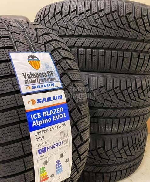 Sailun 235/55 R18 Zimska