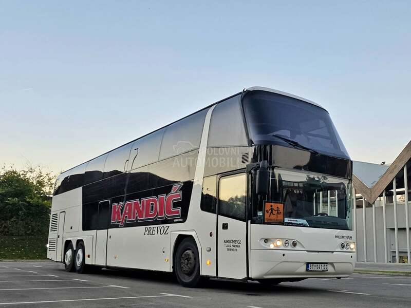 Neoplan SKYLINER