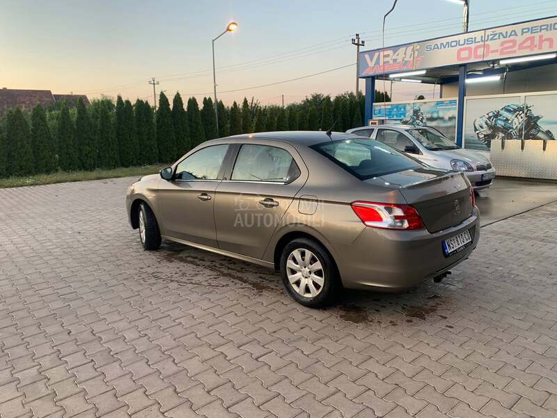 Peugeot 301 