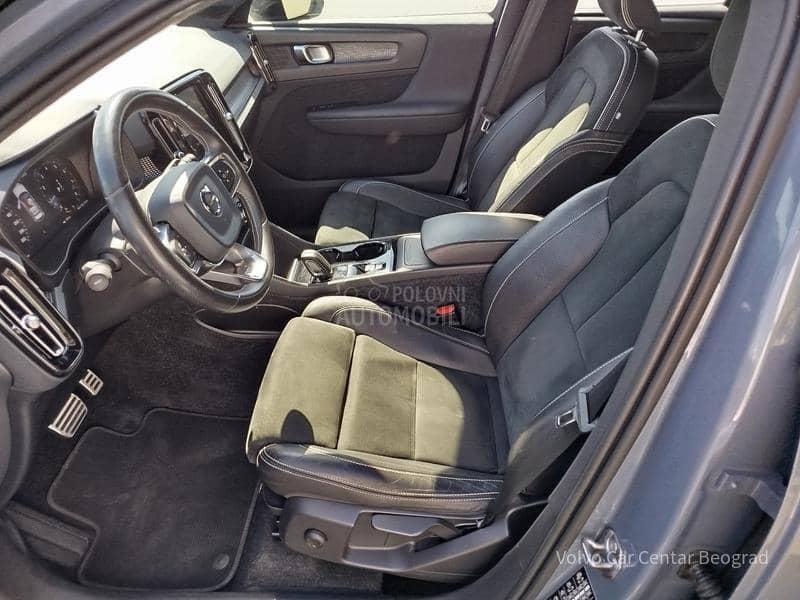 Volvo XC40 T3 AT R DESIGN