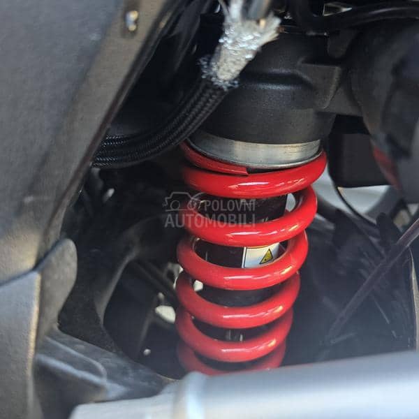 Suzuki V Strom 1000 DL