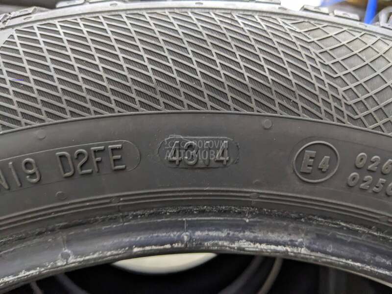 Continental 195/55 R16 Zimska