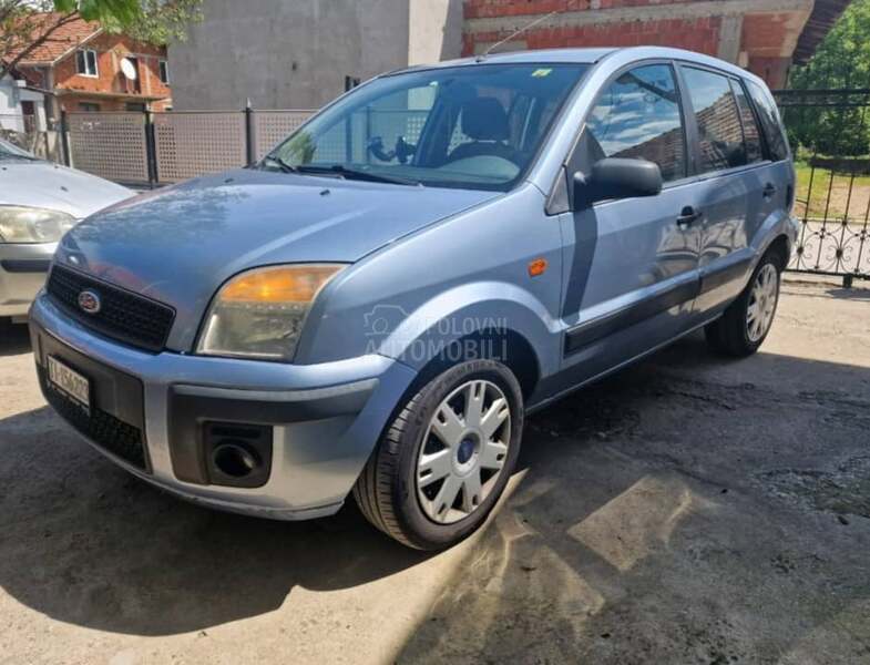 Ford Fusion 