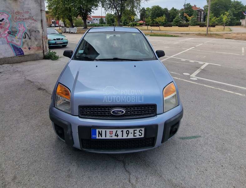 Ford Fusion 