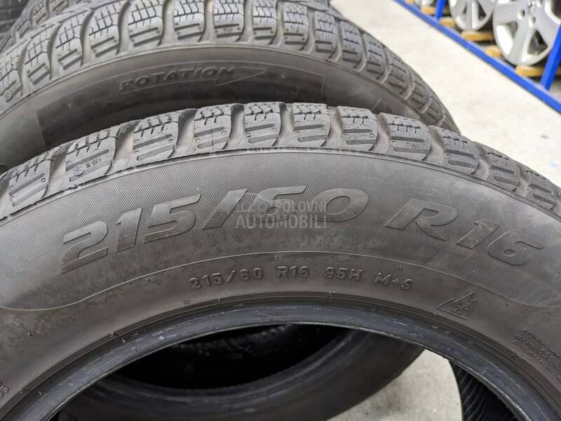 Pirelli 215/60 R16 Zimska