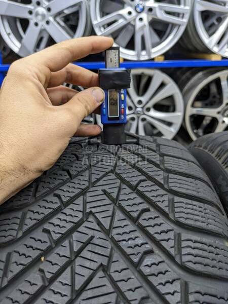 Pirelli 225/45 R17 Zimska