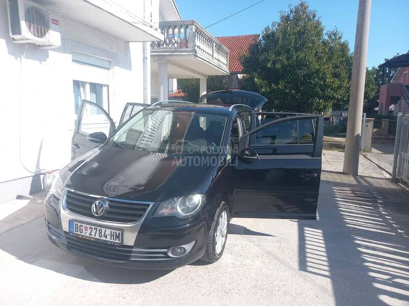 Volkswagen Touran 