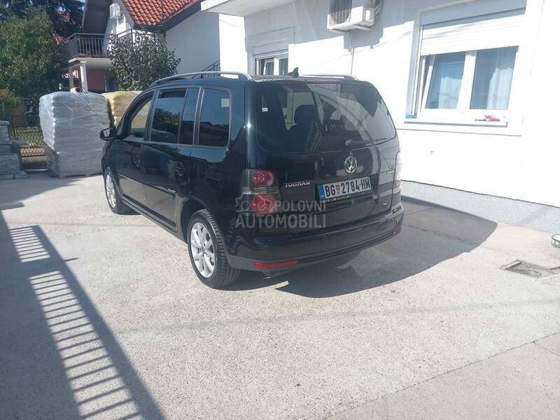 Volkswagen Touran 