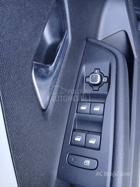 Opel Astra L 1.2 110 EDITION