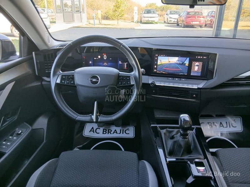 Opel Astra L 1.2 110 EDITION