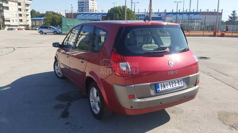 Renault Scenic 1.9 DCI