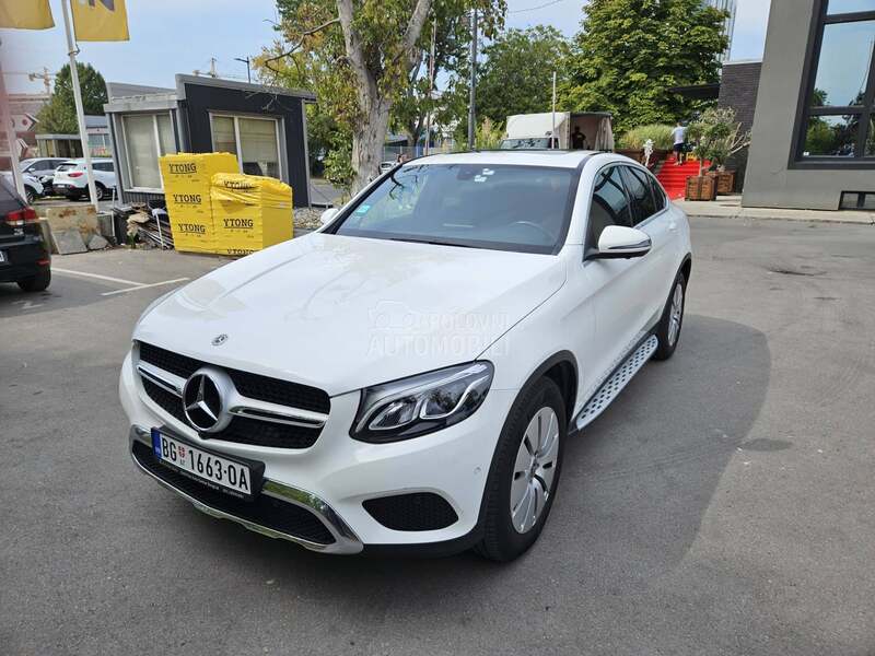 Mercedes Benz GLC 220 Sun Roof