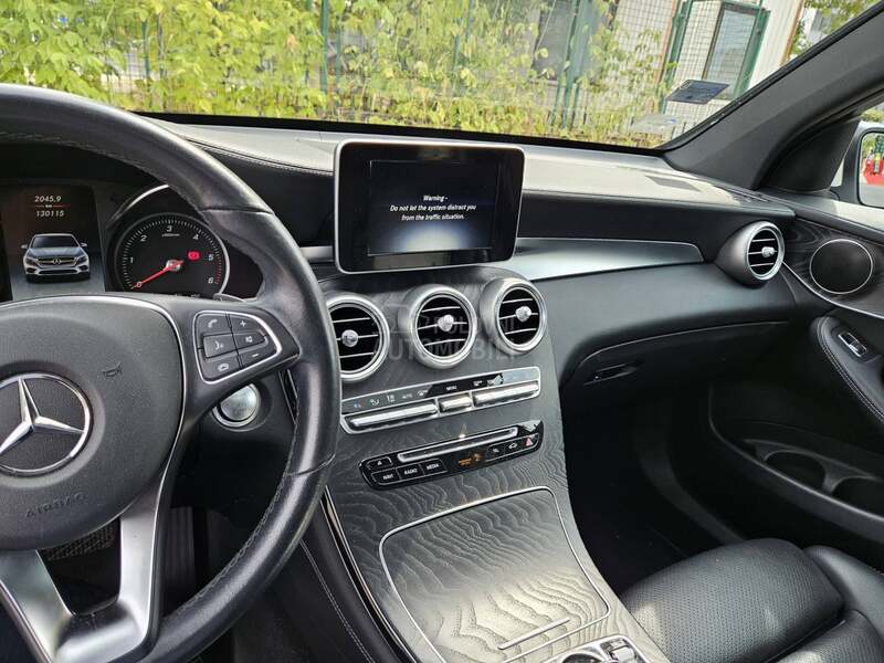 Mercedes Benz GLC 220 Sun Roof