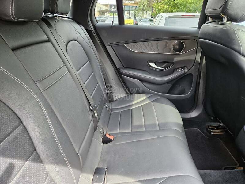 Mercedes Benz GLC 220 Sun Roof