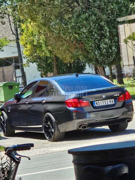 BMW 525 