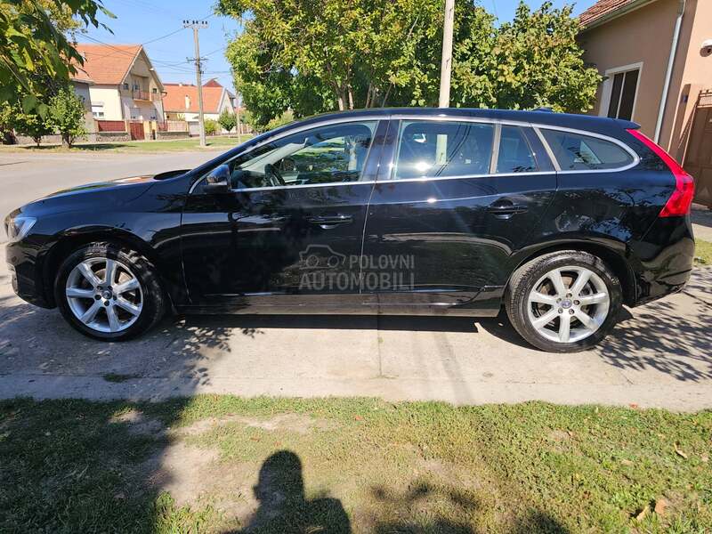 Volvo V60 2.0 D4 S W I S S