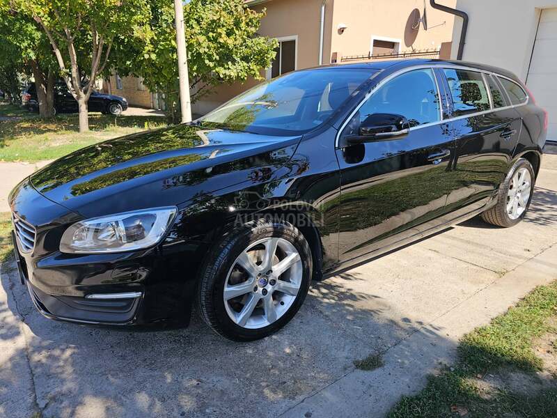 Volvo V60 2.0 D4 S W I S S
