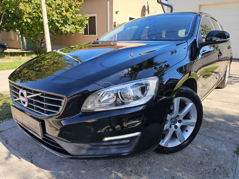Volvo V60 2.0 D4 S W I S S