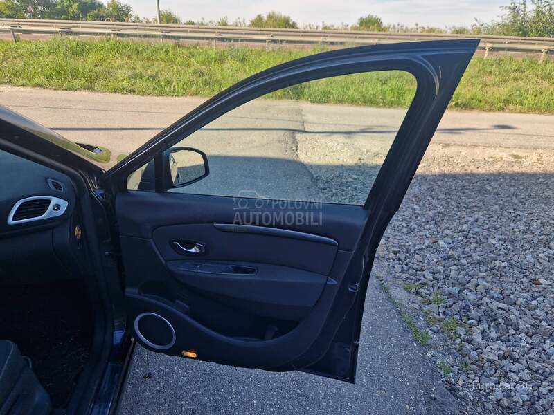 Renault Scenic A K C I J A