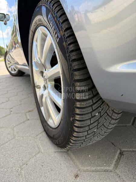 Opel Zafira 1,8b.enz/cosmo/7sed.