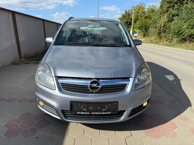 Opel Zafira 1,8b.enz/cosmo/7sed.