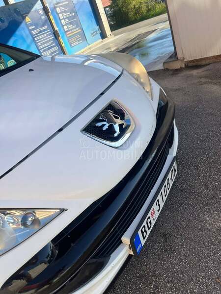 Peugeot 206 plus 