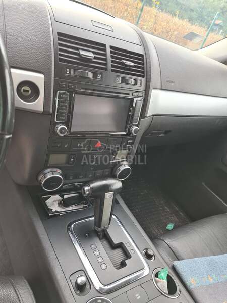 Volkswagen Touareg 3.0 V6 ODLIČAN