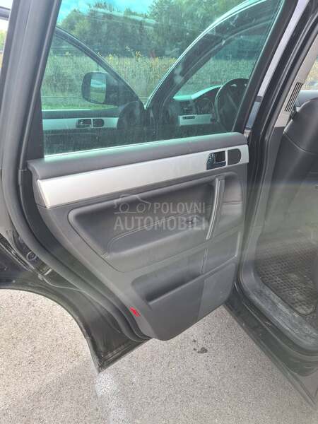 Volkswagen Touareg 3.0 V6 ODLIČAN