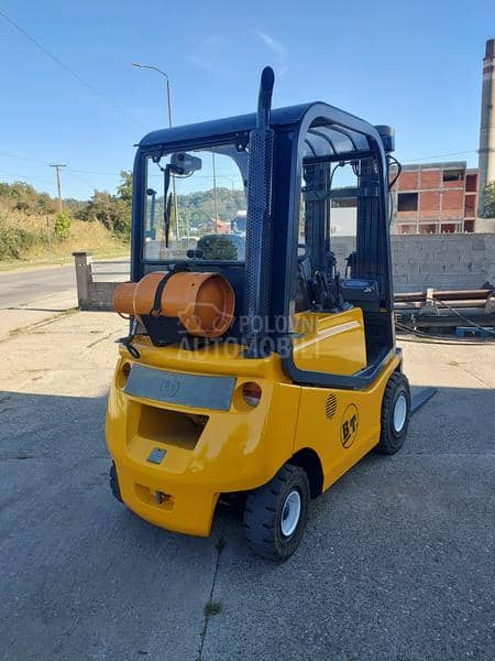 BT 2. Tone triplex kran