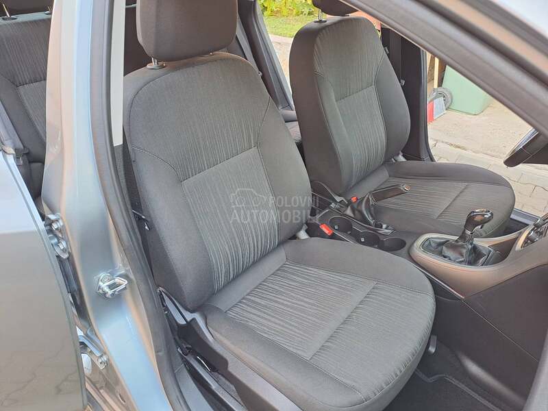 Opel Astra J 1.6 16v