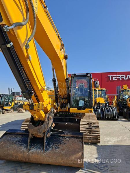 JCB 220 X LC