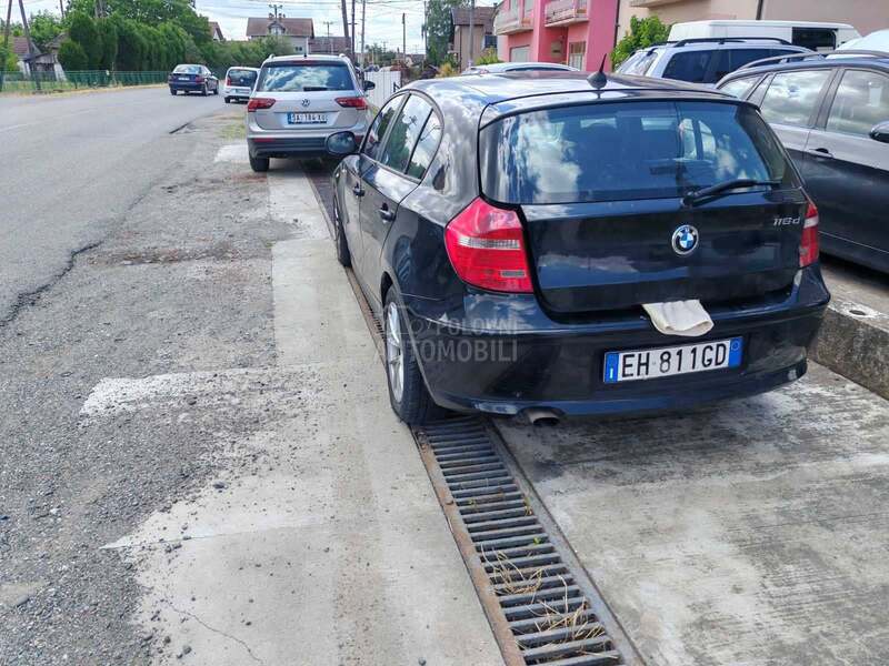 BMW 116 116d 2008. god. -  kompletan auto u delovima