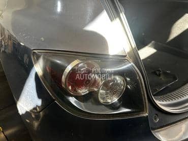 Stop Svetla za Mazda 3 od 2004. do 2009. god.