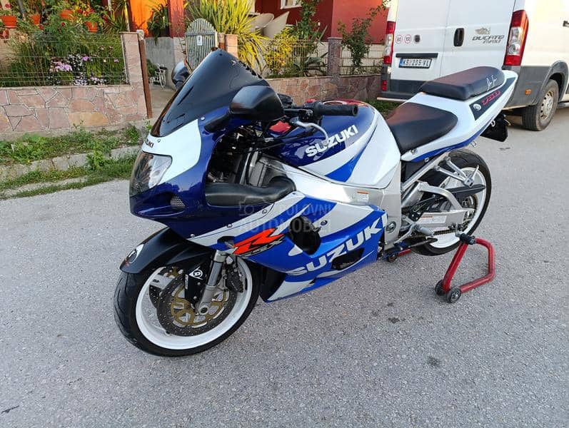 Suzuki GSXR 750