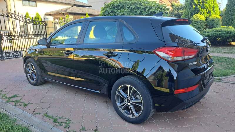 Hyundai i30 1.0 turbo