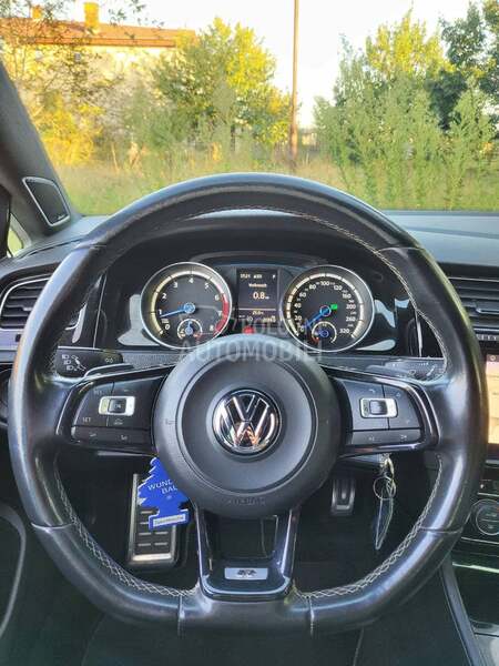 Volkswagen Golf 7 R